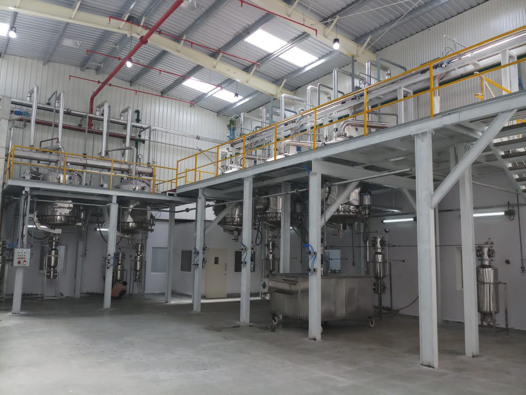 Spice Oil Distillation Plant